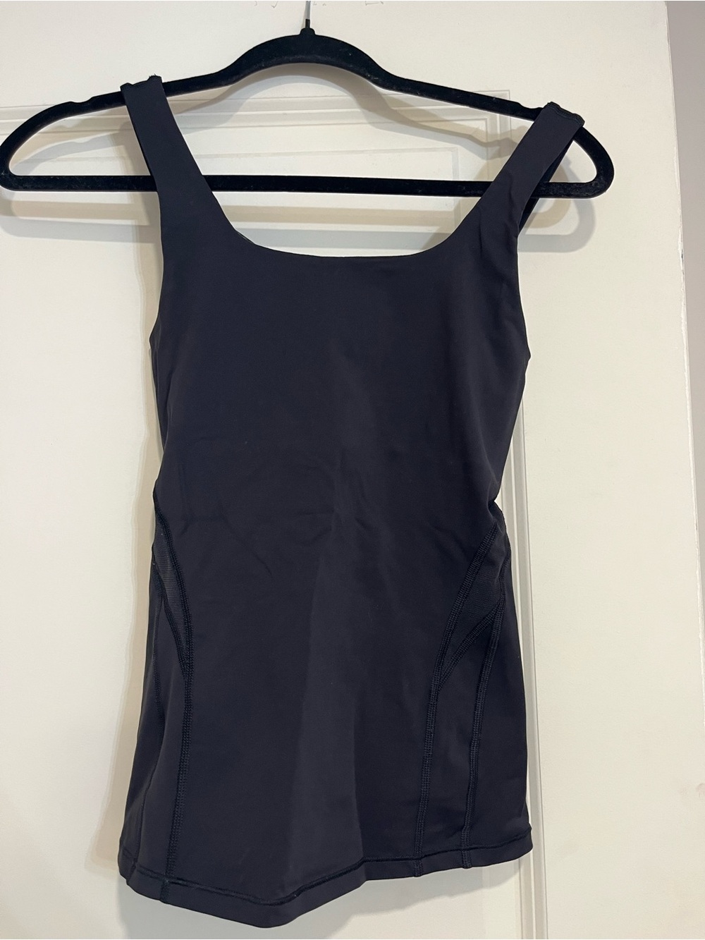 Lululemon Black Strappy Athletic Tank - Picture 2 of 8